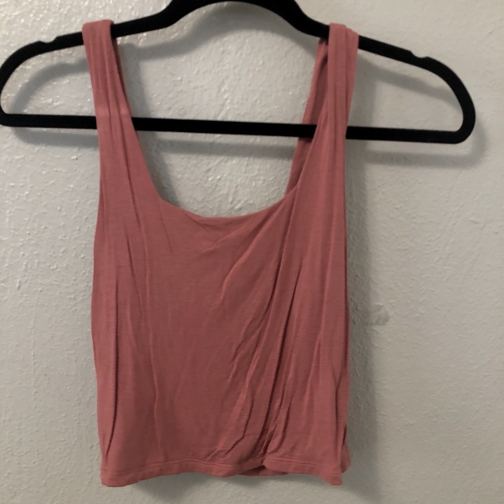 Mauve cropped tank top